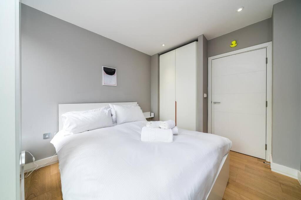 Modern 1 Bedroom Apartment In Hackney Wick Londra Dış mekan fotoğraf